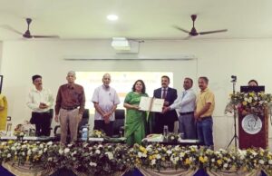 नौणी के फसल कीटों के जैविक नियंत्रण ए.आई.सी.आर.पी केंद्र ने जीता सर्वश्रेष्ठ केंद्र पुरस्कार AICRP Centre