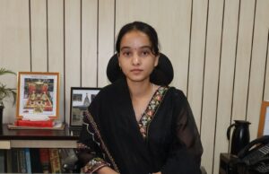 मंडी की बेटी अन्वी सिंह बनी एक दिन की डीसी Anvi Singh