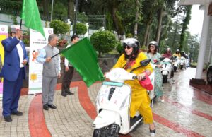 CM ने HIV, STI, TBऔर हेपेटाइटिस संबंधी स्वास्थ्य सेवाओं के लिए 12 ई-स्कूटरों को झंडी दिखाकर रवाना किया CM flagged