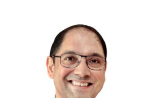 प्रोफ़ेसर अतुल खोसला को शिक्षा के क्षेत्र में दुनिया की शीर्ष 200 आवाज़ों में शामिल किया गया in education