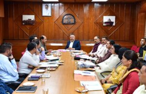 शिक्षा मंत्री ने आपदा प्रभावित क्षेत्रों में क्षतिग्रस्त विद्यालयों एवं महाविद्यालयों की शीघ्र मरम्मत के निर्देश दिए education