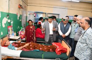 डॉ. शांडिल ने दिए योजनाओं को समय पर पूर्ण करने के निर्देश,क्षेत्रीय अस्पताल सोलन का किया निरीक्षण #HealthMinisterHP