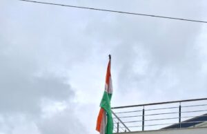 डा. राजीव बिन्दल ने भाजपा कार्यालय नाहन में राष्ट्रीय ध्वज फहराया #BJPHimachal