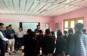 राहत कार्यों की समीक्षा करने ग्राऊंड जीरो पर पहुंचे उपायुक्त, गाड़ागुशैणी, बालीचौकी सहित प्रभावित क्षेत्रों में प्रभावितों से किया सीधा संवाद Mandi relief kaarya