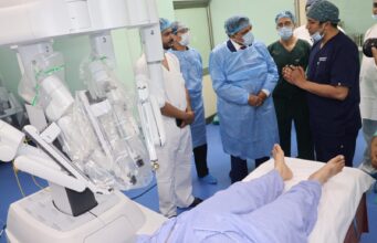 मुख्यमंत्री ने टांडा चिकित्सा महाविद्यालय में रॉबोटिक सर्जरी का शुभारम्भ किया Tanda Medical College Robotic Surgery