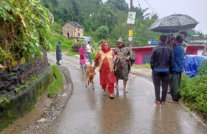 कुंडूनी गांव में भूस्खलन, 22 परिवार प्रभावित, 10 घर पूरी तरह क्षतिग्रस्त Kunduni gaon bhuskhulan news