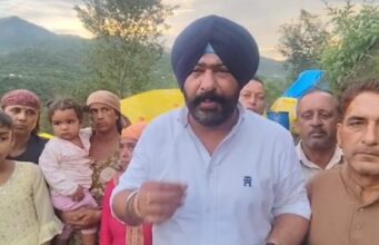 नालागढ़ विधायक हरदीप सिंह बावा ने पीड़ित परिवारों का दुख-दर्द जाना, तुरंत राहत राशि देने के निर्देश दिए Hardeep Singh Bawa Nalagarh