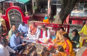 महाराजा अग्रसेन की प्रतिमा पर डा. बिन्दल ने माल्यार्पण किया Maharaja Agrasen Jayanti 2025