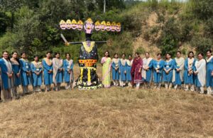 गुरुकुल इंटरनेशनल स्कूल, कुनिहार में रावण दहन समारोह Ravan Dahan 2025 Gurukul School