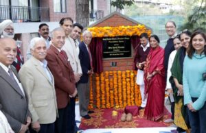 शूलिनी विश्वविद्यालय ने सरोज खोसला का 85वां जन्मदिन हर्षोल्लास के साथ मनाया Shoolini University news