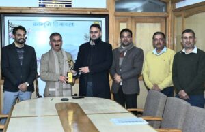 मुख्यमंत्री ने डीडीटीएंडजी को राष्ट्रीय स्तर पर सम्मानित किए जाने पर दी शुभकामनाएं Himachal Pradesh Digital Governance, DDT&G Himachal Pradesh, CM Sukhvinder Singh Sukhu News, Him Parivar Initiative, Digital Transformation Summit Awards, Governance Now Digital Awards, Himachal Pradesh E Governance, National Award Digital Governance, HP Government Digital Initiative, Citizen Centric Governance HP