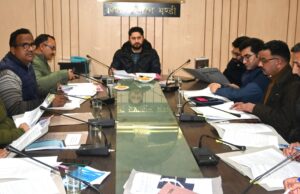 उपायुक्त अपूर्व देवगन ने NFSA लाभार्थी चयन में तेजी लाने और PDS प्रणाली की समीक्षा की NFSA Mandi