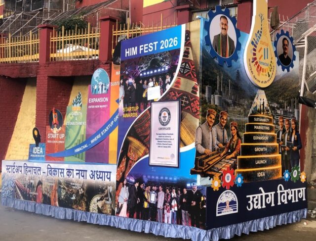 Republic Day Shimla tableau Himachal Pradesh Industry Department