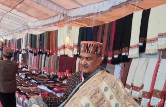 तीन दिनों में 30 लाख रुपये से अधिक का कारोबार, 50 से अधिक फैक्ट्री आउटलेट स्टॉल बने आकर्षण Him MSME Fest 2026