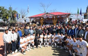 स्कूलों में बच्चों के मोबाइल इस्तेमाल करने पर एक मार्च से लगेगा प्रतिबंधः मुख्यमंत्री School mobile ban Himachal