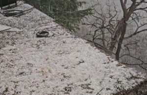 हिमाचल प्रदेश में मौसम का मिजाज: बारिश, बर्फबारी और ओलावृष्टि से बढ़ी ठंड, ऑरेंज अलर्ट जारी