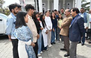 मुख्यमंत्री से पत्रकारिता विभाग के प्रतिनिधिमंडल ने भेंट की