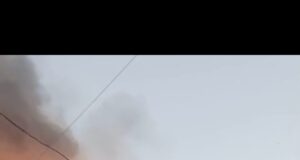 कसौली के हेरिटेज मार्केट में भीषण आग, कई दुकानें जलकर खाक, सिलेंडर फटने से हड़कंप