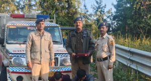 शिमला पुलिस का बड़ा एक्शन: कुमारसैन में 7 ग्राम हेरोइन के साथ दो तस्कर गिरफ्तार