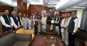 भाजपा प्रतिनिधिण्मडल की राज्यपाल से भेंट