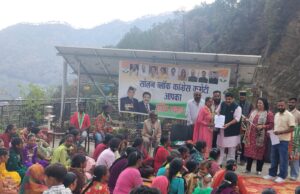 सोलन निर्वाचन क्षेत्र में भाजपा को बड़ा झटका, 100 कार्यकर्ताओं ने ग्रहण की कांग्रेस की सदस्यता