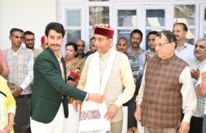 भाजपा को जमीनी स्तर पर मिला प्रचंड जनादेश, कांग्रेस के नेताओं के पैरों तले जमीन नहीं : जयराम ठाकुर