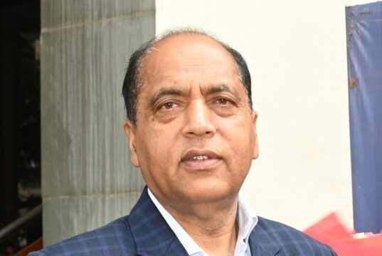 जान बचाने की गुहार लगाने के बाद भी हत्या, क्या कर रही है सरकार : जयराम ठाकुर