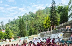 एल.आर. बी.एड. कॉलेज में अंतर्राष्ट्रीय योग दिवस का भव्य आयोजन