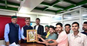 कांग्रेस सरकार के प्रयासों से 137 करोड़ रुपये से सुदृढ़ होगी चैल-चौक-जंजैहली सड़कः मुख्यमंत्री