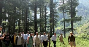 हिमाचल के सबसे दुर्गम क्षेत्र बड़ा भंगाल में मसीहा बनकर पहुंचे मुख्यमंत्री सुक्खू*