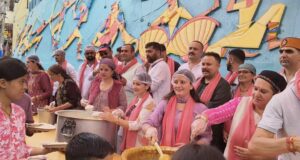 देश का अनोखा मेला: सोलन में तीन दिन घर में नहीं बनता खाना, हर मोड़ पर मुफ्त मिलता प्रसाद
