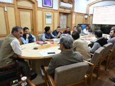 मुख्यमंत्री ने सुन्नी, लुहरी और धौलासिद्ध परियोजनाओं को वापस लेने की प्रक्रिया शुरू करने के निर्देश दिए