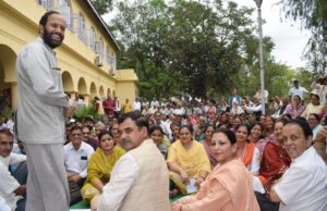आमजन तक विकास के लाभ पहुंचाने के लिए योजनाओं को समय पर करे पूर्ण- संजय अवस्थी