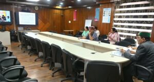 स्वास्थ्य मंत्री ने रोगी कल्याण समिति की बैठक की अध्यक्षता की