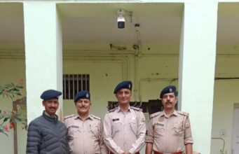 सोलन में पत्नी को 100 मीटर गहरी खाई में फेंकने का सनसनीखेज मामला, तीन आरोपी आधे घंटे में गिरफ्तार