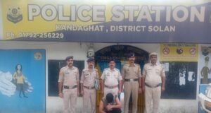 धर्मपुर पुलिस ने बस से 22 ग्राम चिट्टा के साथ युवक को गिरफ्तार किया
