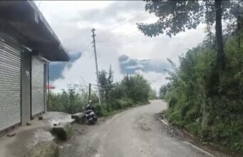 सैंज-न्यूली-शैंशर सड़क पर बस सेवा न होने से छह पंचायतों की जनता परेशान
