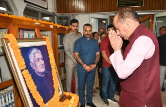 परमार जयंती पर जयराम ठाकुर ने अर्पित किए श्रद्धा सुमन, बोले—परमार जी का योगदान बहुत बड़ा, इसलिए सम्मान में कार्यक्रम भी होने चाहिए बड़े