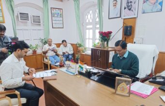 बागवानी मंत्री ने एचपी शिवा परियोजना की समीक्षा की