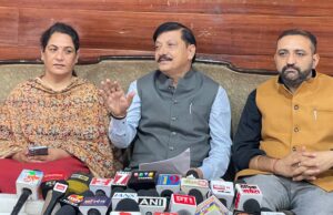 मुख्यमंत्री सुक्खू को इतिहास में मिले पांच ‘खिताब’—सबसे अमीर, सबसे अधिक कर्ज लेने वाले, सबसे बड़े झूठे, मित्रों को लूट की छूट देने वाले और राजनीतिक प्रतिशोध के मुख्यमंत्री : राजिंदर राणा