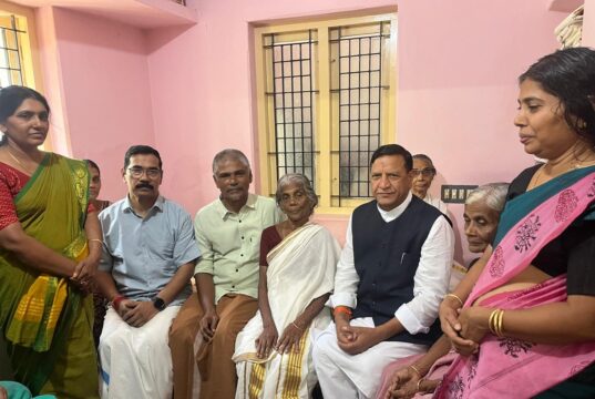 डॉ. बिन्दल ने संगठन महामंत्री सिद्धार्थन के पिता नारायणन के निधन पर केरल के पालघाट पहुंचकर व्यक्त किया शोक