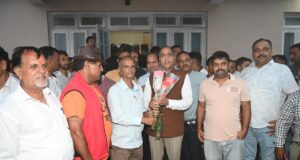 पूर्व सीएम जयराम ठाकुर ने डी.सी.डी. सोसायटी के नवनिर्वाचित पदाधिकारियों को दी बधाई
