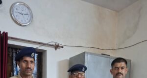 नेरवा में पुलिस का बड़ा एक्शन, कोडीन सिरप की 4 शीशियों के साथ दो तस्कर गिरफ्तार