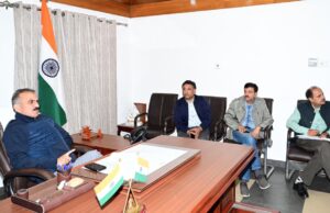 सीबीएसई स्कूलों के ड्रेस कोड, यूनिफॉर्म और भवनों के लिए विशिष्ट रंग योजना शीघ्र होगी निर्धारितः मुख्यमंत्री