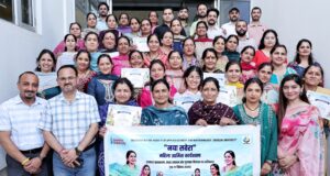 शूलिनी विवि में टमाटर प्रोसेसिंग और कमर्शियल केचप प्रोडक्शन पर वर्कशॉप आयोजित