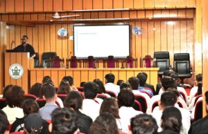 नौणी विश्वविद्यालय में उद्योग-अकादमिक संवाद कार्यक्रम आयोजित, विद्यार्थियों के लिए करियर के अवसरों पर जोर