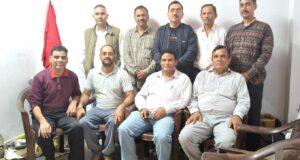 दाङलाघाट में किसान सभा की ब्लॉक कमेटी गठित; जय देव ठाकुर अध्यक्ष निर्वाचित
